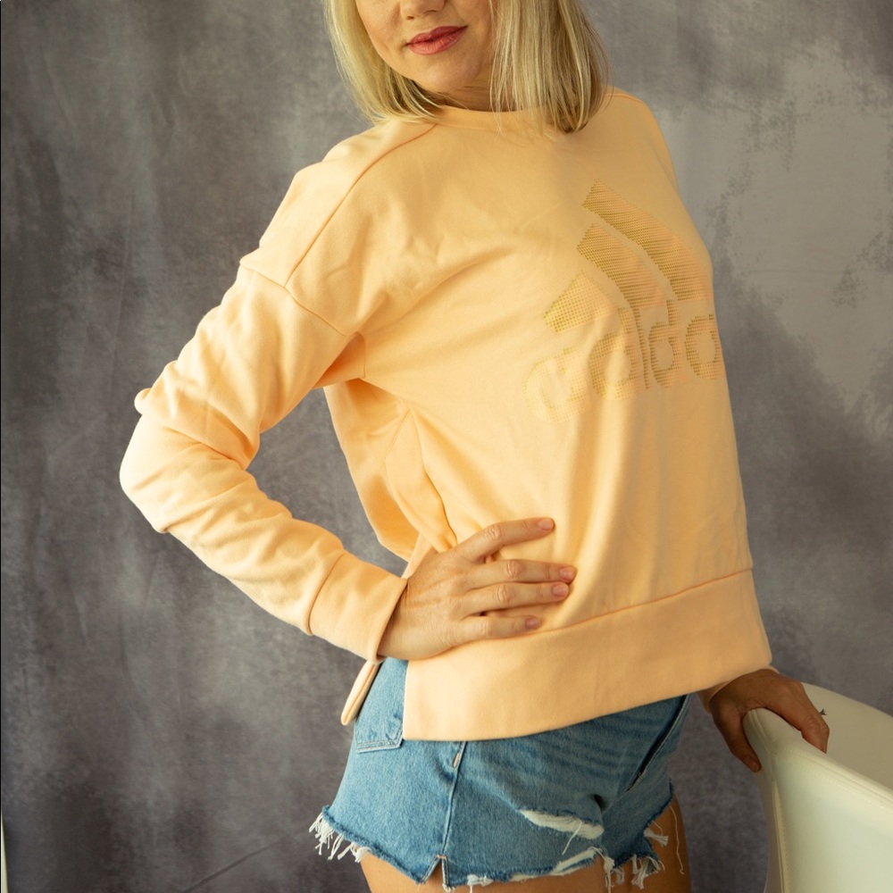 adidas Glam-Logo Sweatshirt Glow Orange peach NWT